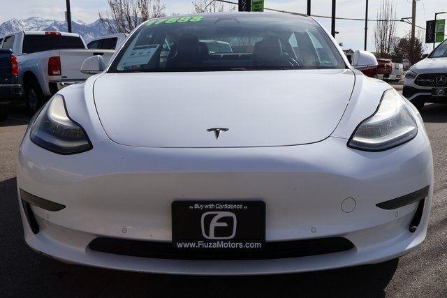 Tesla Model 3  2018