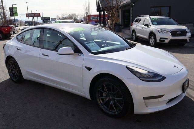 Tesla Model 3  2018