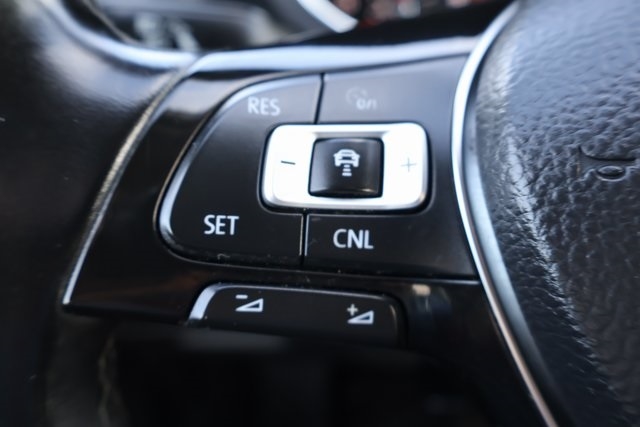 Volkswagen Tiguan  2018