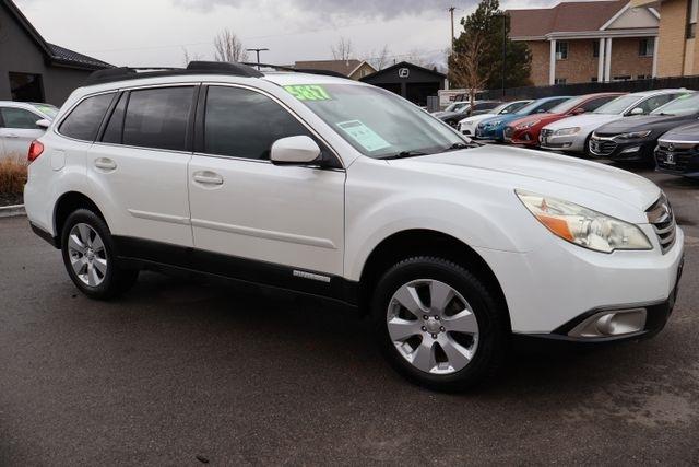 Subaru Outback  2011
