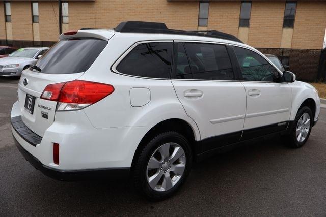 Subaru Outback  2011