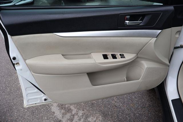 Subaru Outback  2011