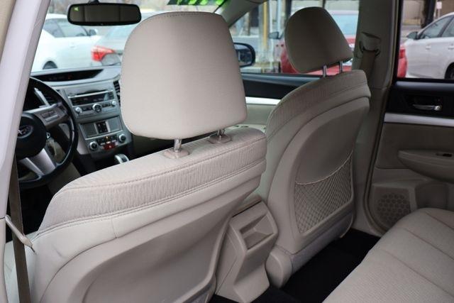 Subaru Outback  2011