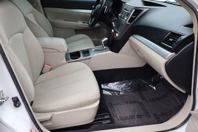 Subaru Outback  2011