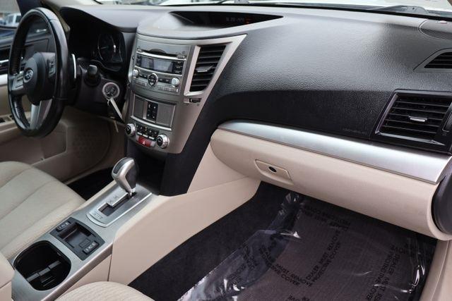 Subaru Outback  2011