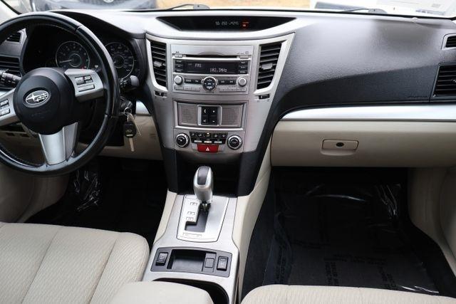 Subaru Outback  2011