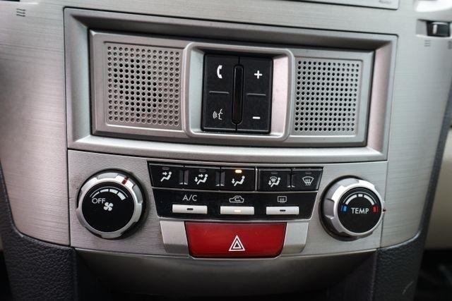 Subaru Outback  2011