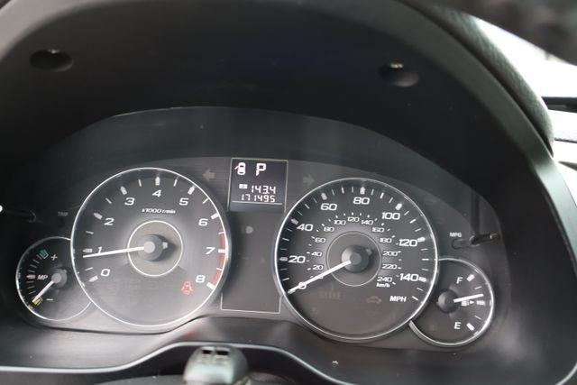 Subaru Outback  2011