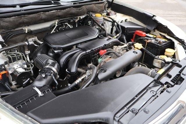 Subaru Outback  2011