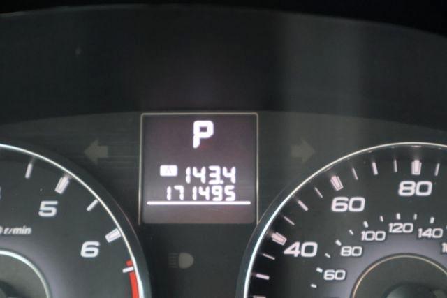 Subaru Outback  2011