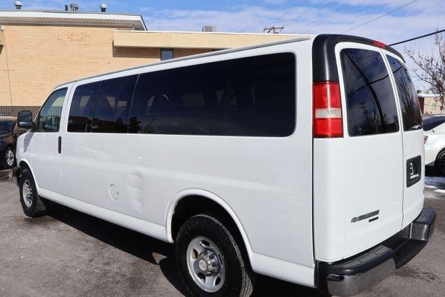 Chevrolet Express Passenger  2014