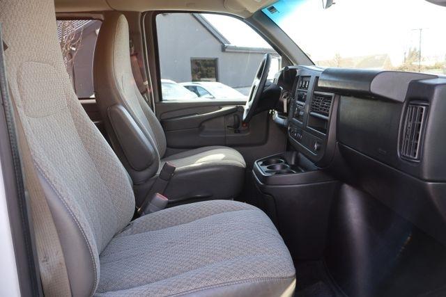 Chevrolet Express Passenger  2014