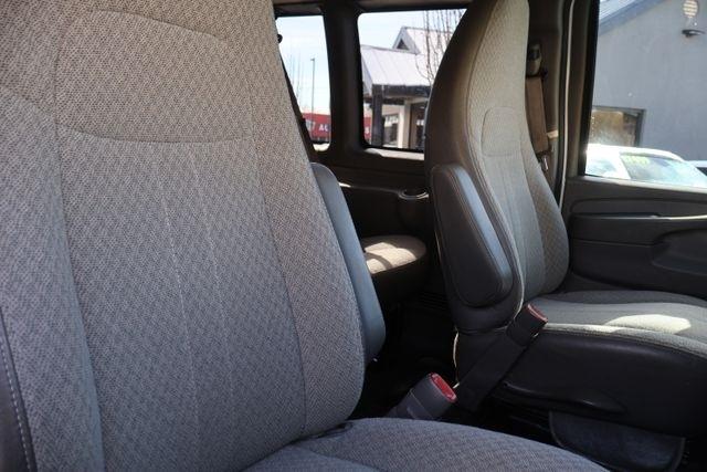 Chevrolet Express Passenger  2014