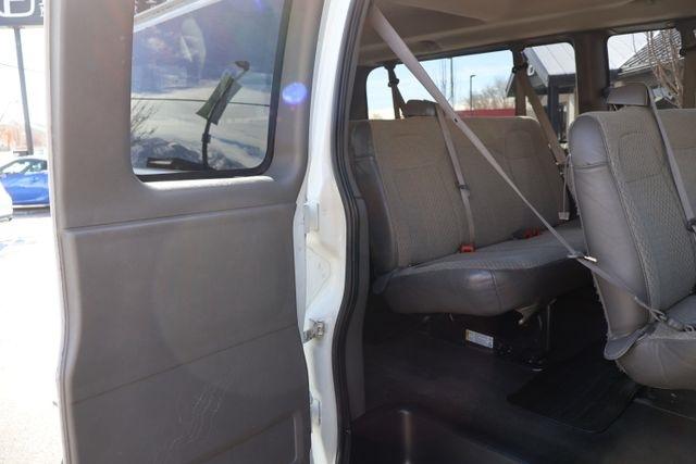 Chevrolet Express Passenger  2014