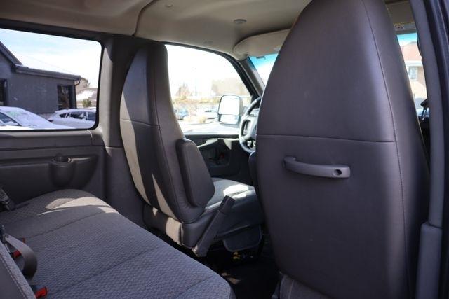 Chevrolet Express Passenger  2014