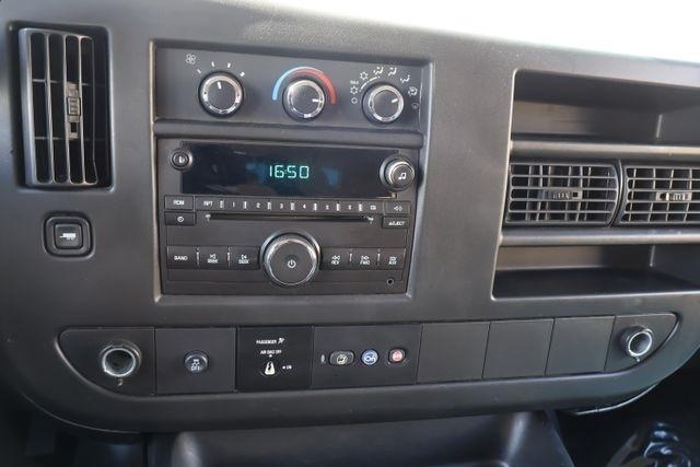 Chevrolet Express Passenger  2014