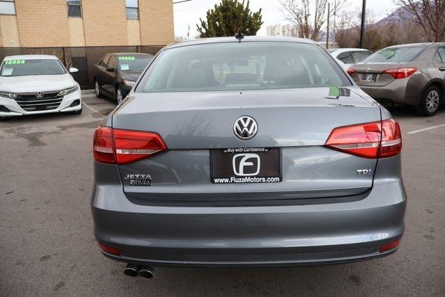 Volkswagen Jetta Sedan  2015