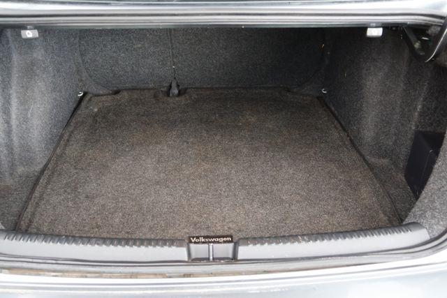 Volkswagen Jetta Sedan  2015