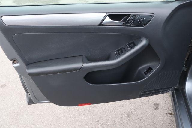 Volkswagen Jetta Sedan  2015