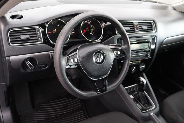 Volkswagen Jetta Sedan  2015
