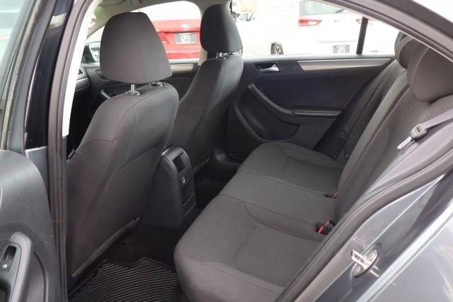 Volkswagen Jetta Sedan  2015