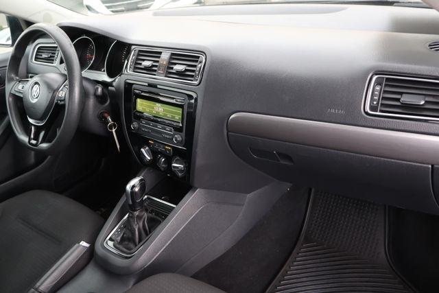 Volkswagen Jetta Sedan  2015