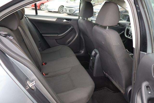 Volkswagen Jetta Sedan  2015