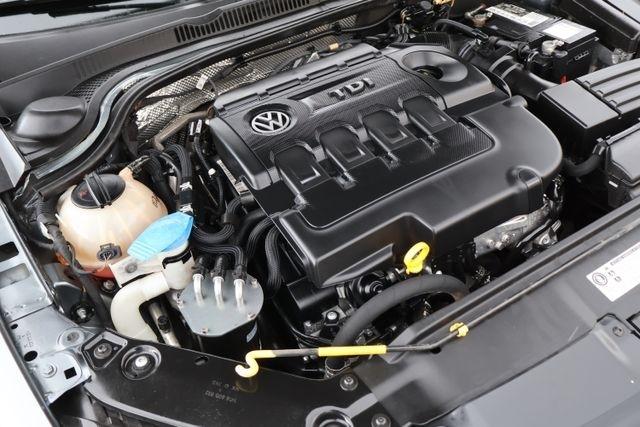 Volkswagen Jetta Sedan  2015