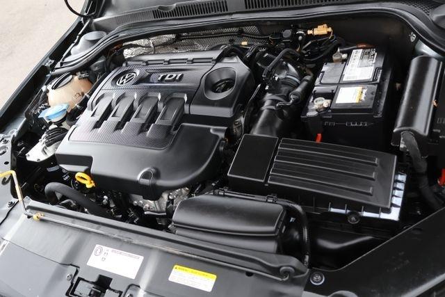 Volkswagen Jetta Sedan  2015