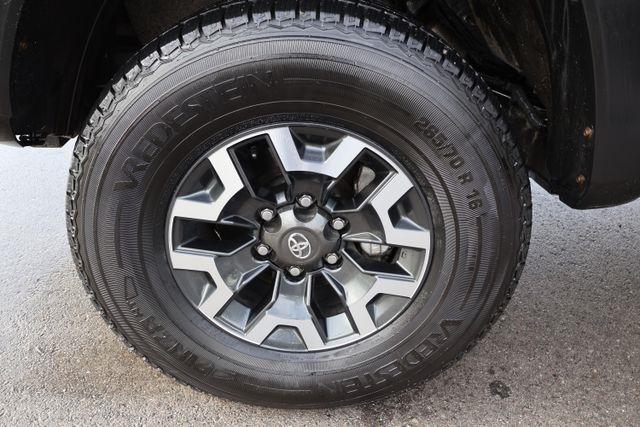 Toyota Tacoma 4WD  2020