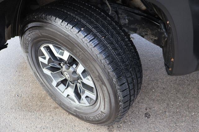 Toyota Tacoma 4WD  2020