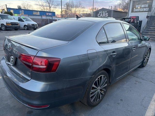 Volkswagen Jetta Sedan  2016