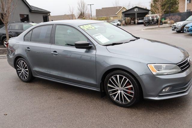Volkswagen Jetta Sedan  2016