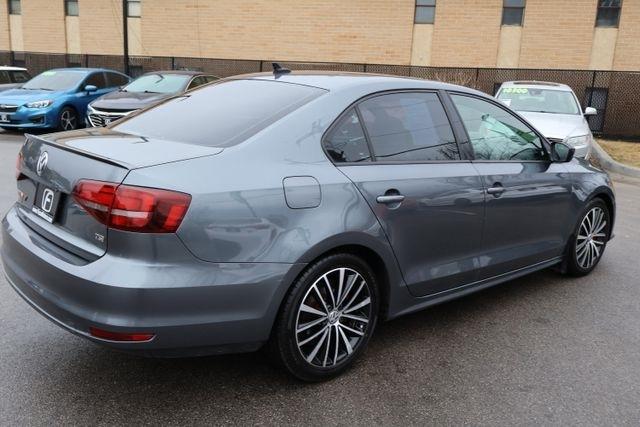 Volkswagen Jetta Sedan  2016
