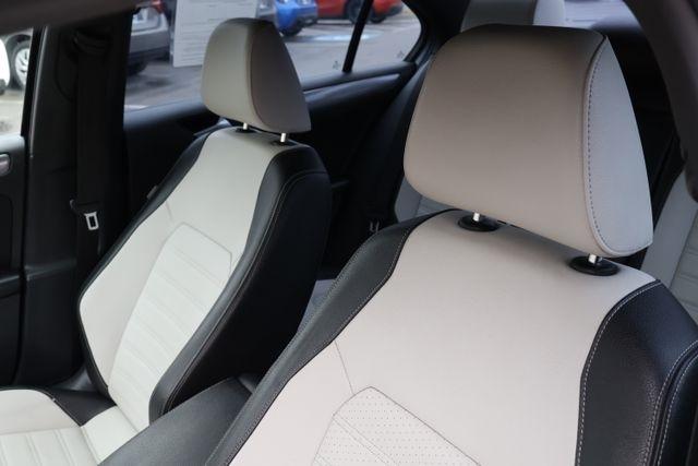 Volkswagen Jetta Sedan  2016