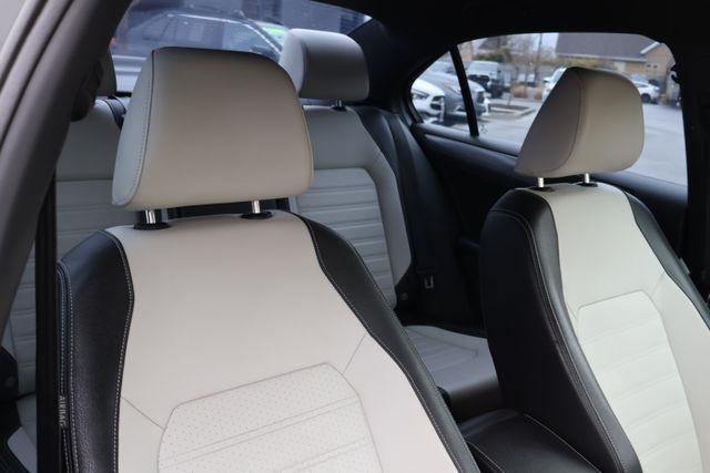 Volkswagen Jetta Sedan  2016