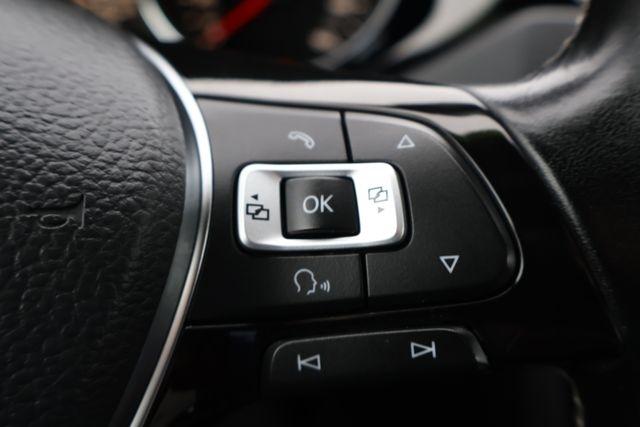 Volkswagen Jetta Sedan  2016