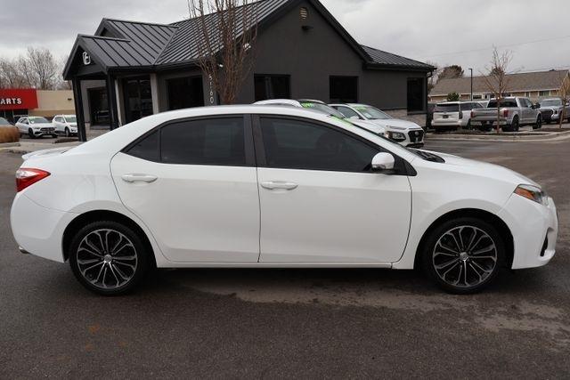 Toyota Corolla  2016