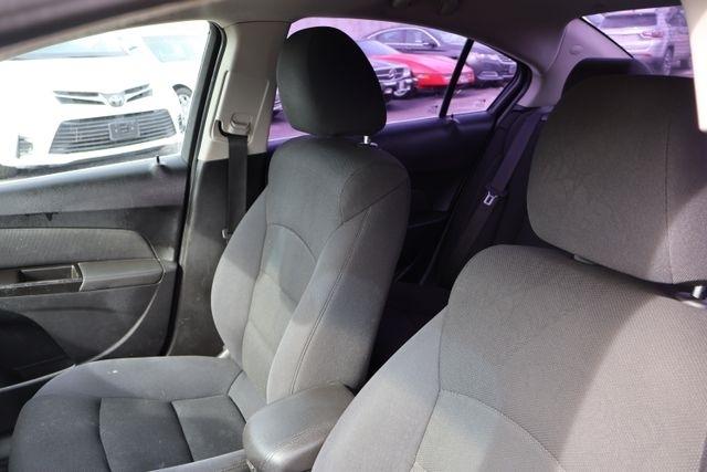 Chevrolet Cruze  2012