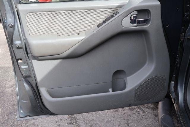 Nissan Frontier 2WD  2005