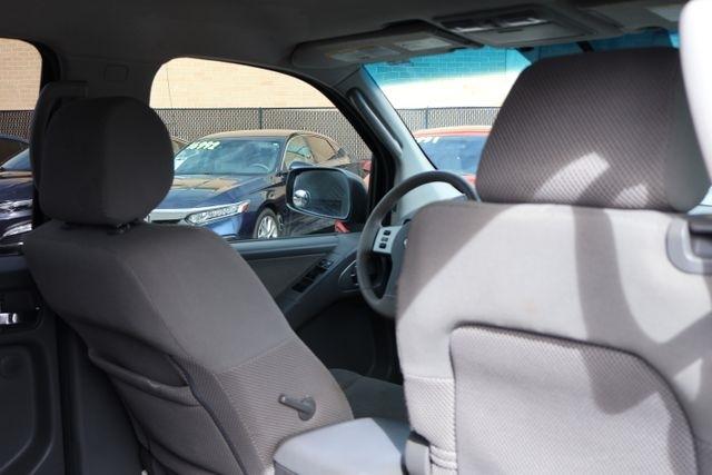 Nissan Frontier 2WD  2005