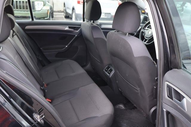 Volkswagen Golf SportWagen  2016