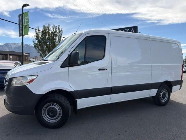 Mercedes-Benz Sprinter Van  2021