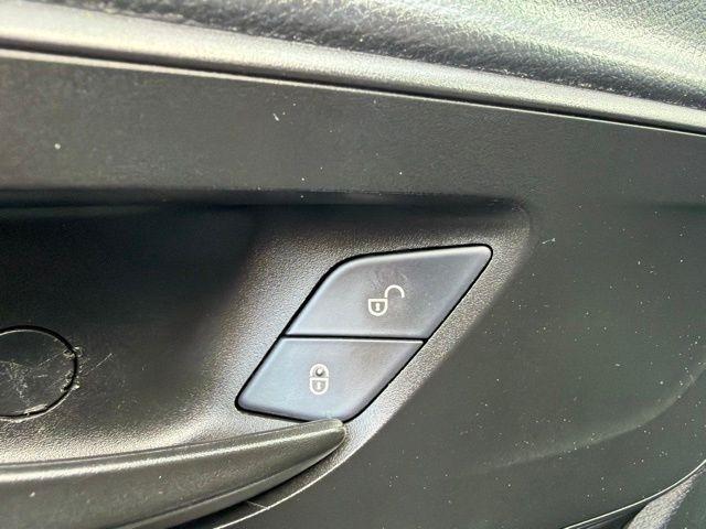 Mercedes-Benz Sprinter Van  2021