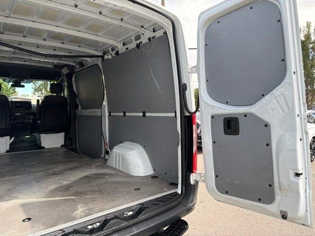 Mercedes-Benz Sprinter Van  2021