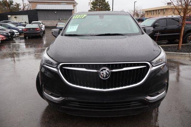Buick Enclave  2021