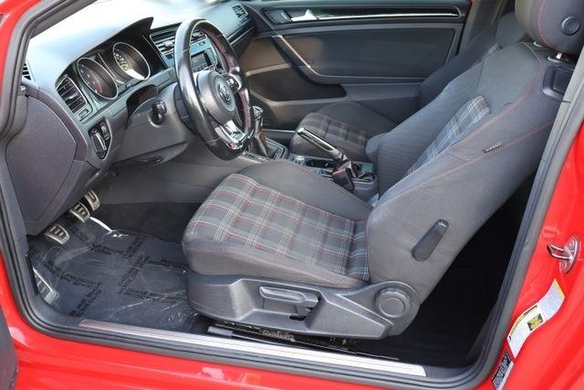 Volkswagen Golf GTI  2015