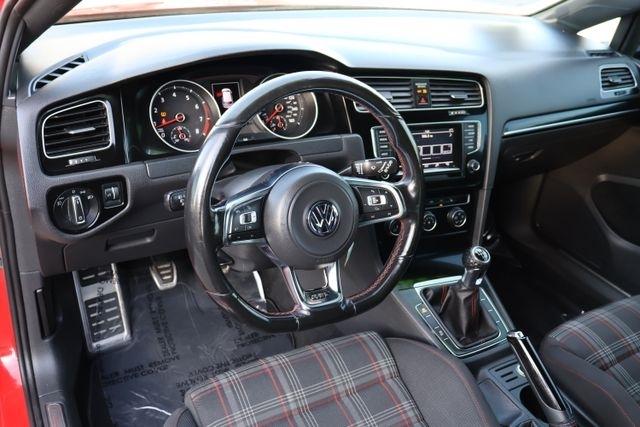 Volkswagen Golf GTI  2015