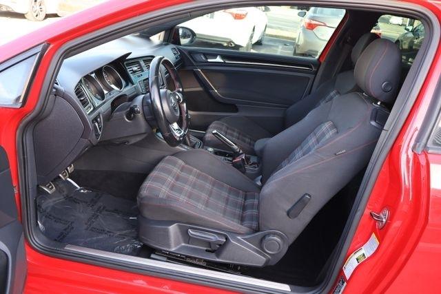 Volkswagen Golf GTI  2015