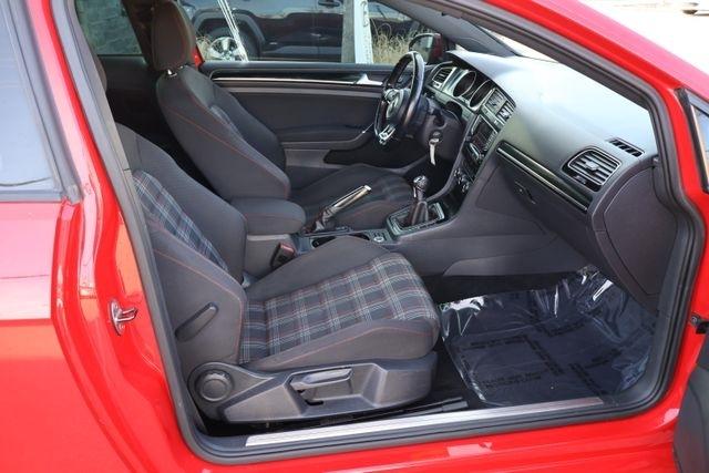 Volkswagen Golf GTI  2015